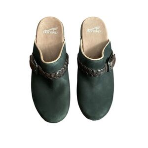 Dansko Melanie Black Nubuck Leather Braided Buckle Mules Clogs Womens